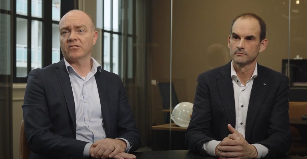 Tom en Gilbert video.jpg